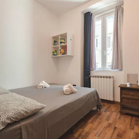 2 Bedroom - Free Wifi - Italian Star דירה טריאסטה