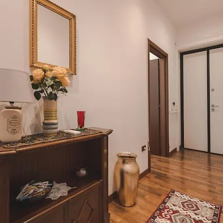 דירה 2 Bedroom - Free Wifi - Italian Star *