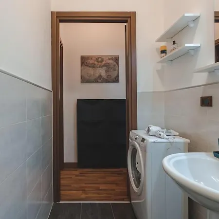 2 Bedroom - Free Wifi - Italian Star