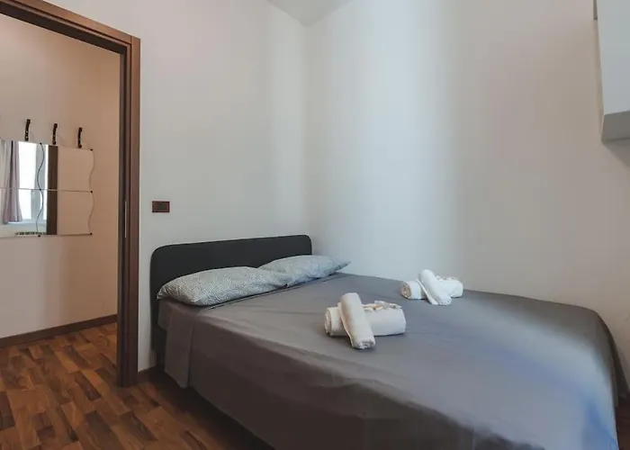 2 Bedroom - Free Wifi - Italian Star