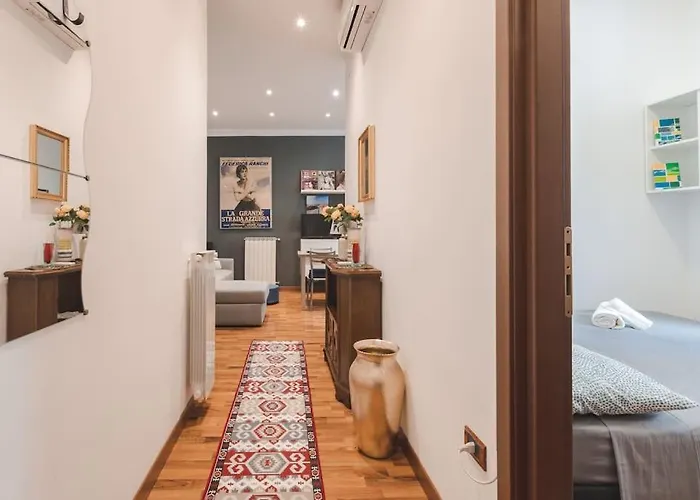 2 Bedroom - Free Wifi - Italian Star Трієст